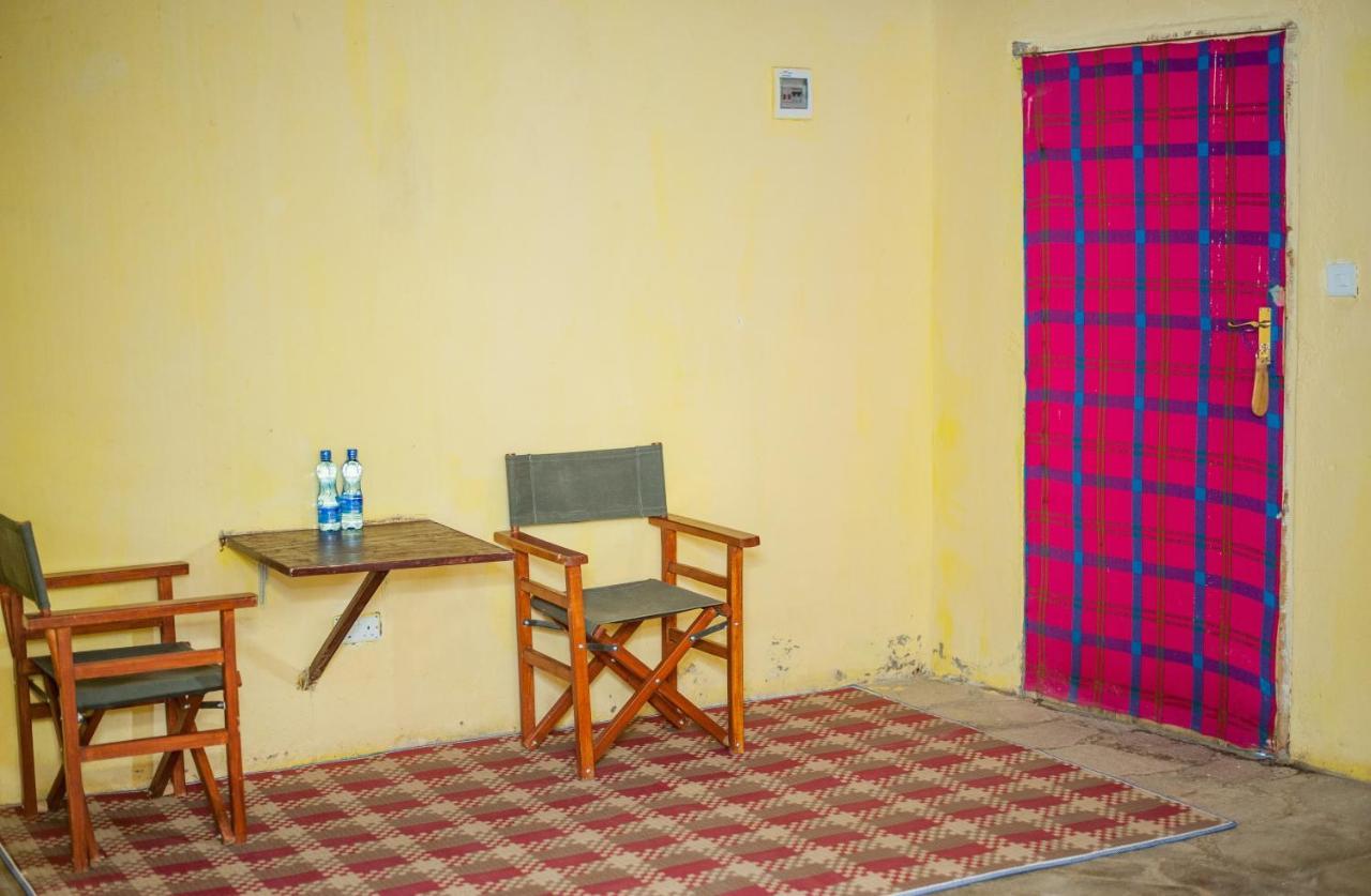 Endeem Mara Resort Ololaimutiek Экстерьер фото